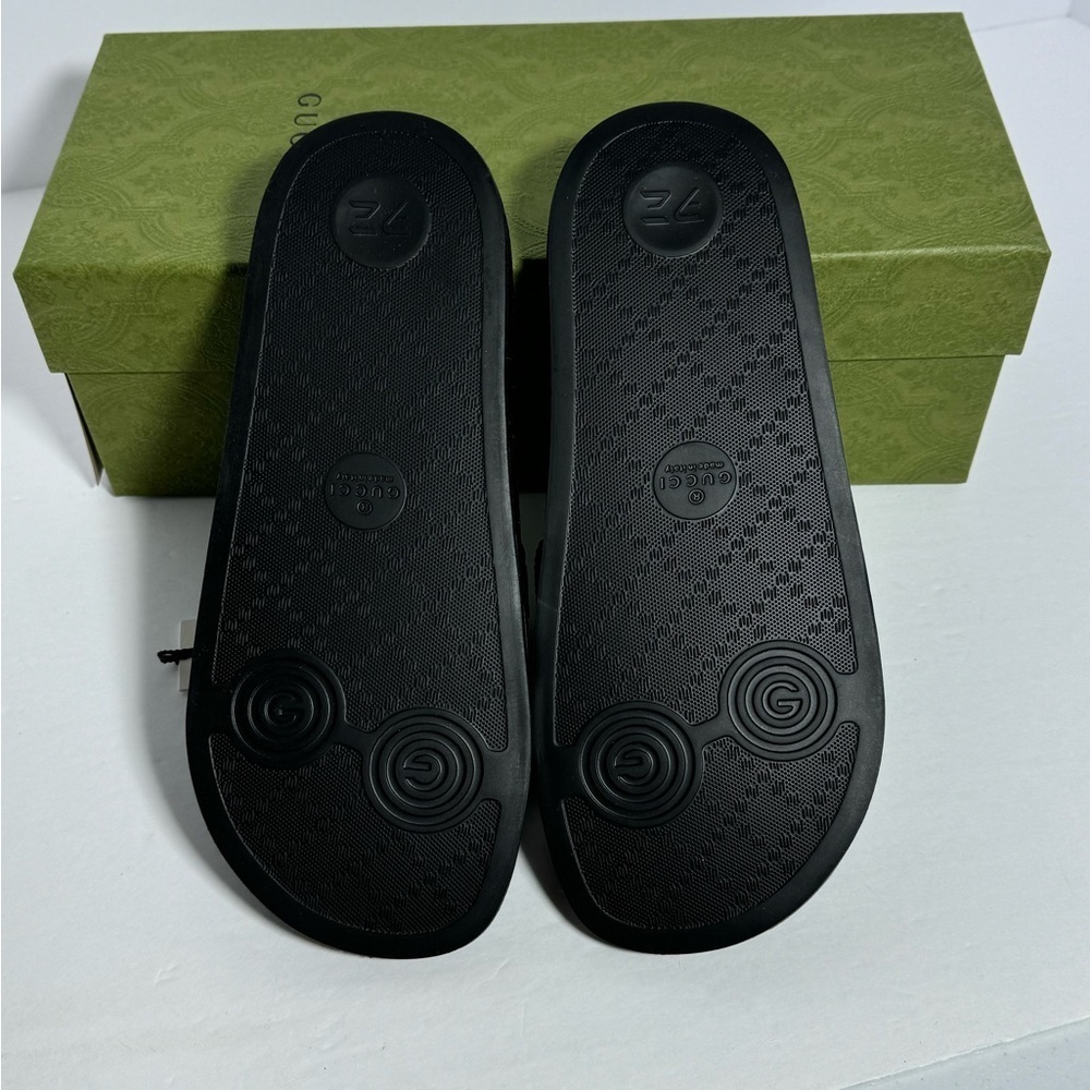 AUTHENTIC GUCCI SLIDE IN BLACK SZ 38 - Picture 2 of 9